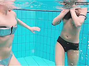 3 naked nymphs have fun underwater